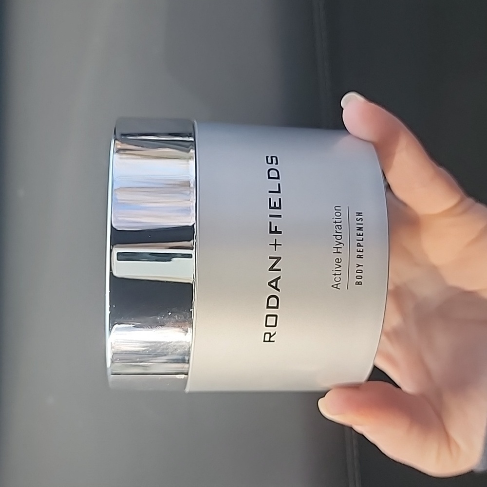Rodan + Fields Active Hydration Body Replenish